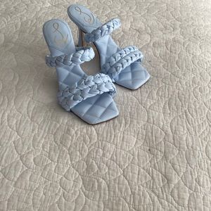 Sam Edelman Meghan Rivera Blue hard to find Size 8 EUC!!